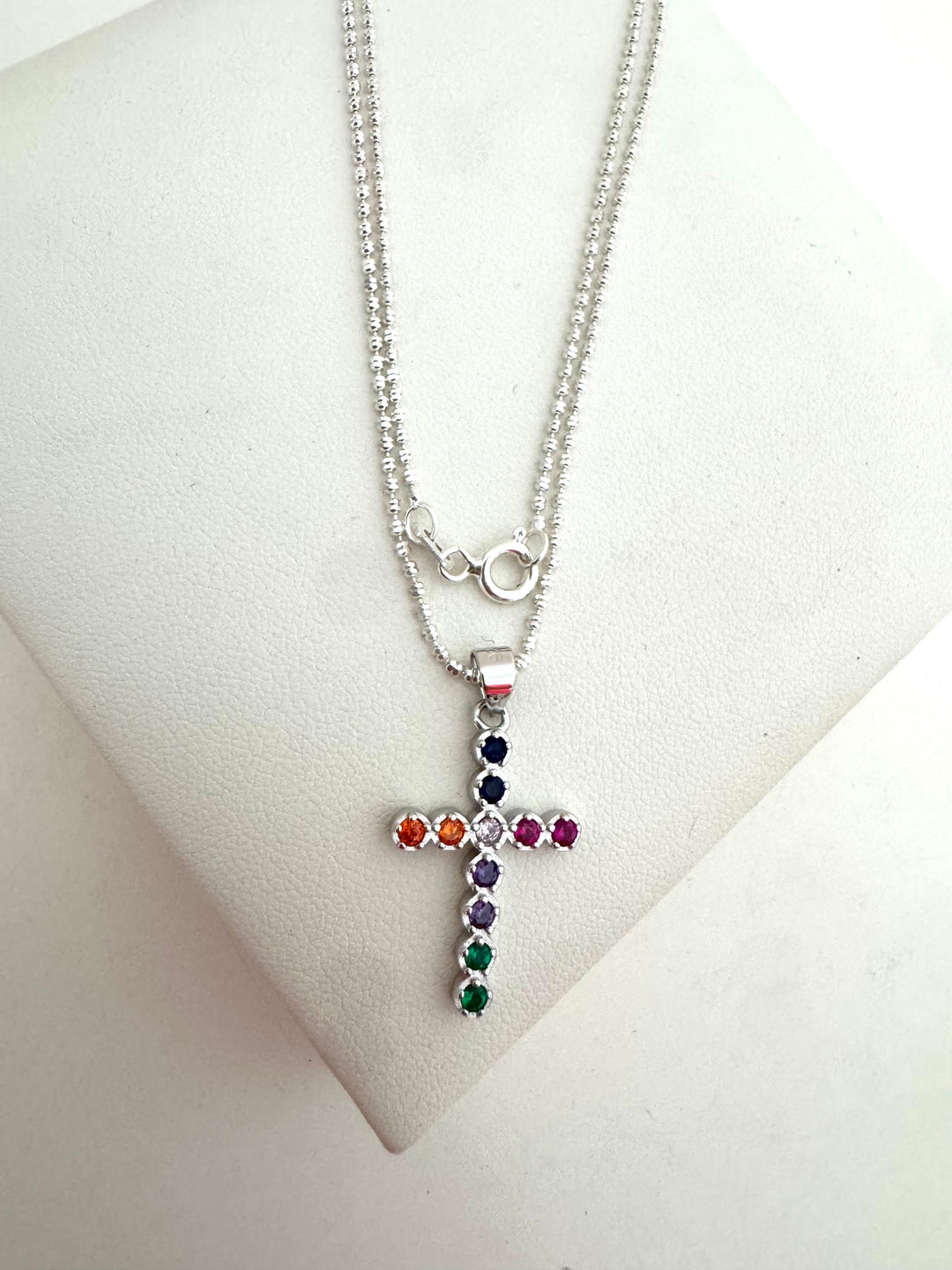 Cadena con Cruz de plata .925