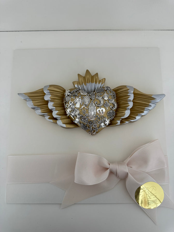 Corazón Milagritos con Alas