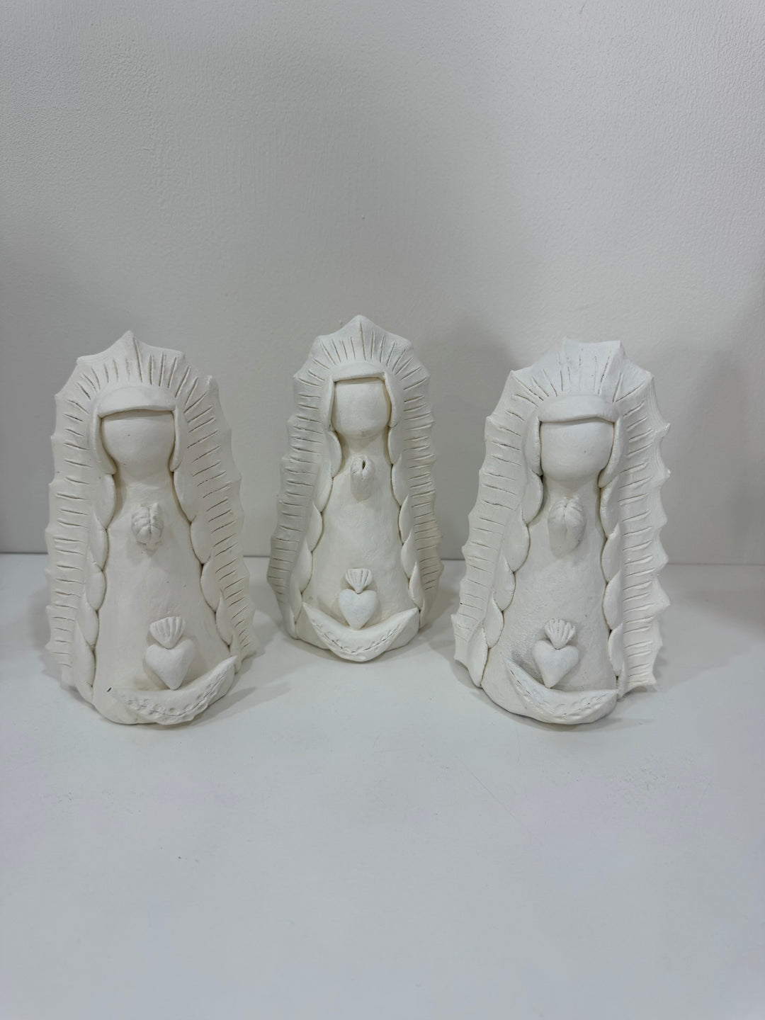 Virgen de Guadalupe de barro